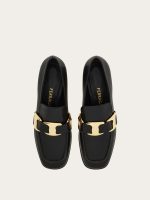 Ferragamo Maxi Vara plate loafer - Image 3